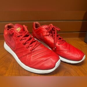 Nike Men's Bold Red Sneakers